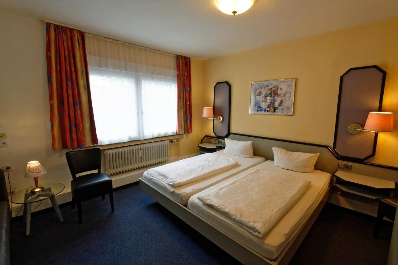 Hotel Wiedenhof Hilden Buitenkant foto