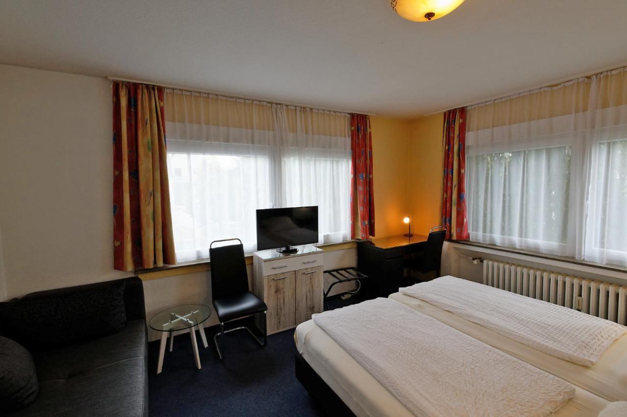 Hotel Wiedenhof Hilden Buitenkant foto