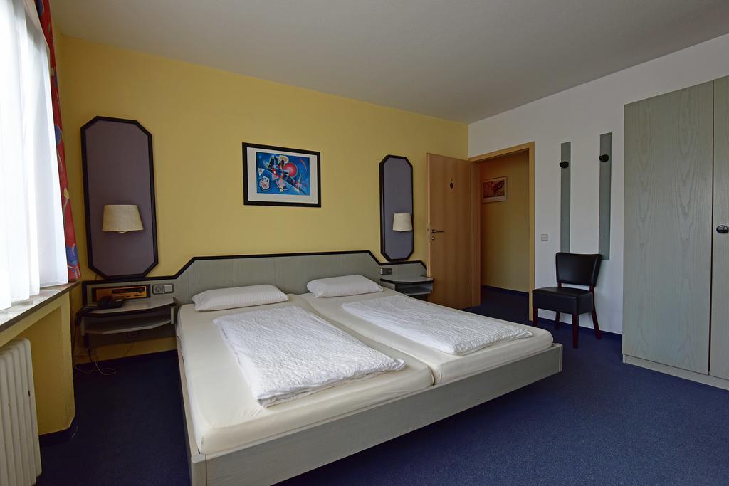 Hotel Wiedenhof Hilden Buitenkant foto
